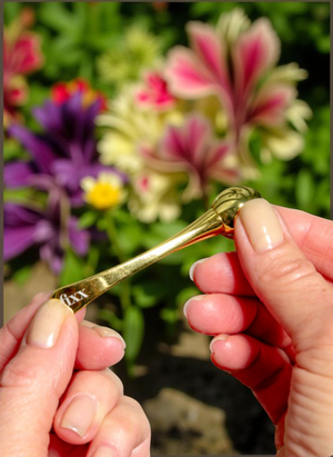The Reviving Eye Roller